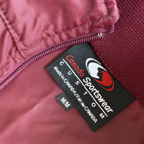 QUEENS graduate bomber jacket '21 - Picture 5 of 5